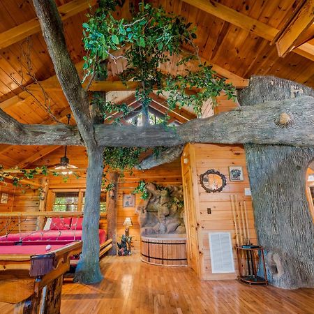 Gatlinburg Enchanted Treehouse By Stony Brook Cabins Екстериор снимка