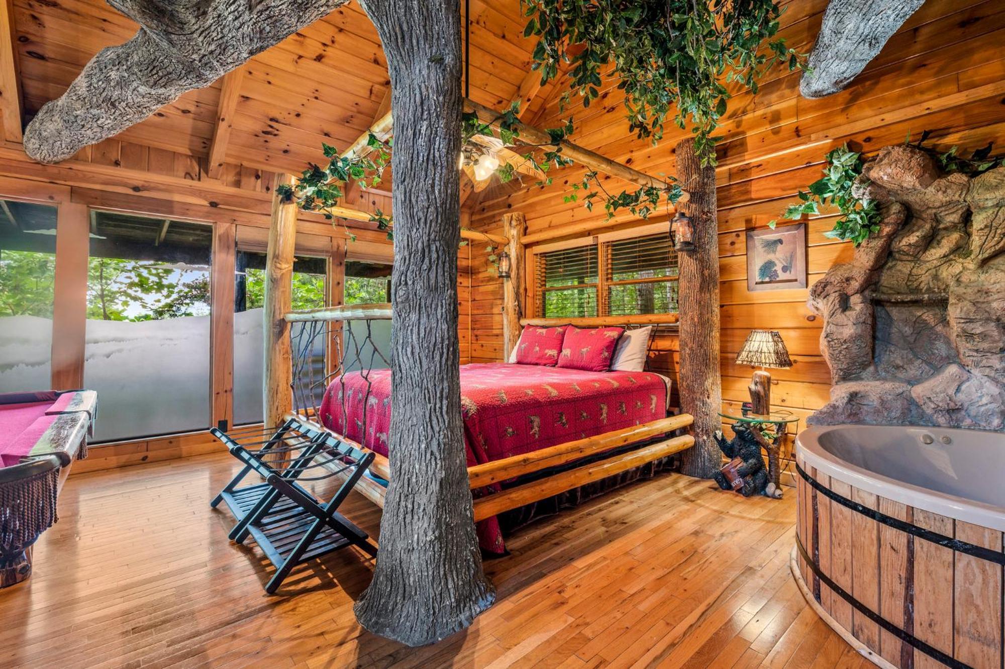 Gatlinburg Enchanted Treehouse By Stony Brook Cabins Екстериор снимка